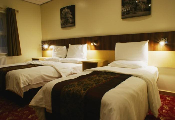 Cambridge Hotel Waterfront Brighouse Ngoại thất bức ảnh
