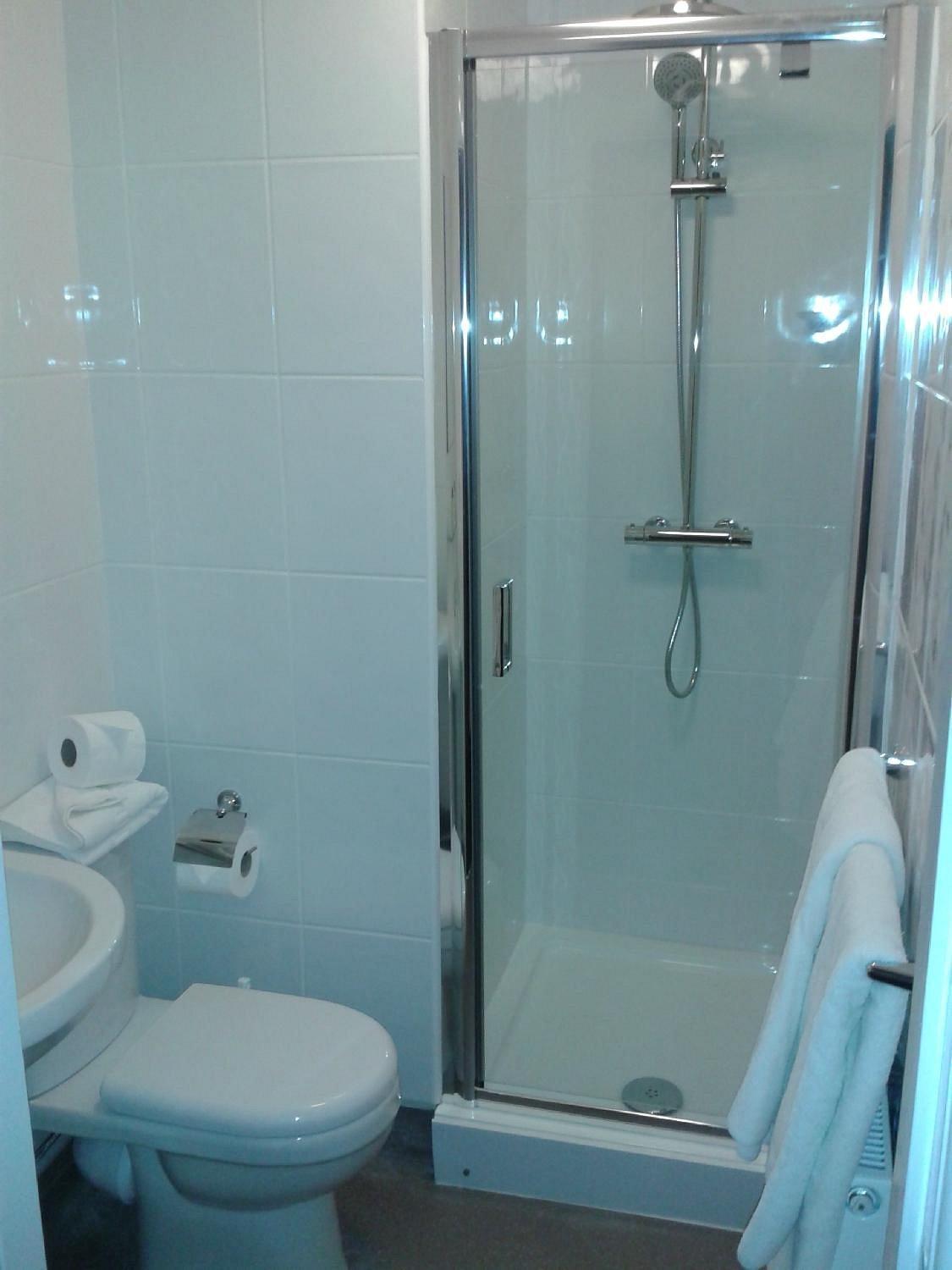 Cambridge Hotel Waterfront Brighouse Ngoại thất bức ảnh